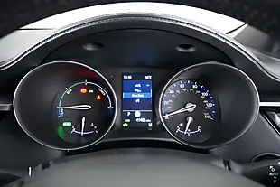 Used 2023 Toyota C-Hr Design White - Interior and Exterior details 17