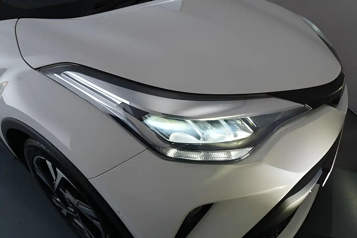 Used 2023 Toyota C-Hr Design White - Interior and Exterior details 18