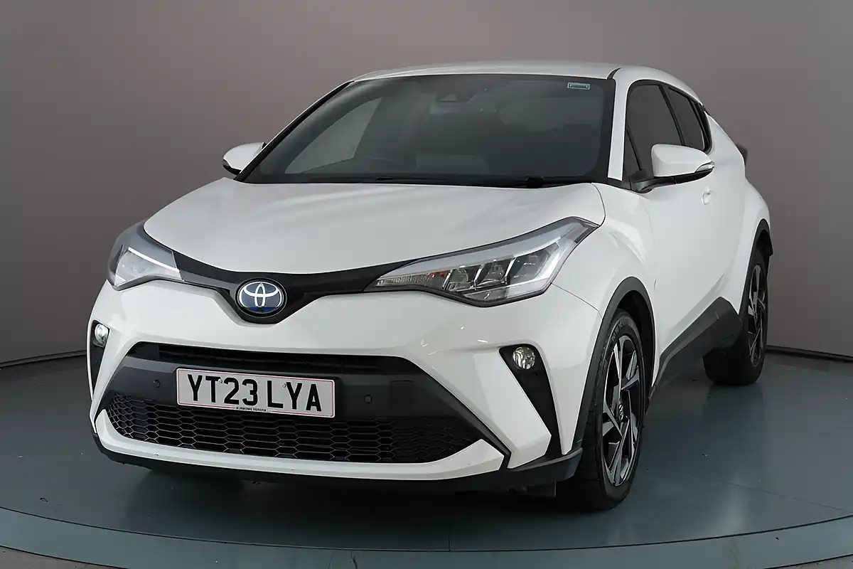 Used 2023 Toyota C-Hr Design White - Interior and Exterior details 3
