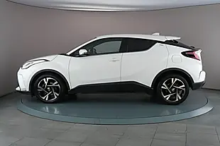 Used 2023 Toyota C-Hr Design White - Interior and Exterior details 5