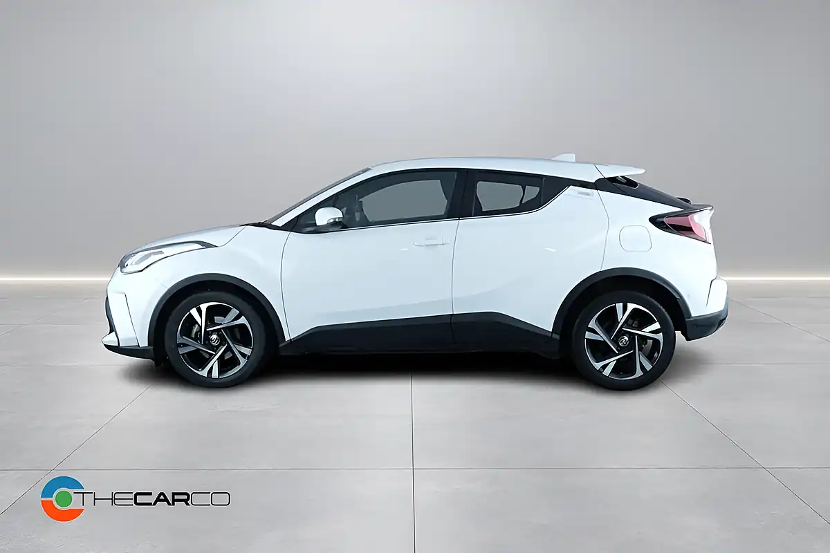 Used 2023 Toyota C-Hr Design White - Interior and Exterior details 4