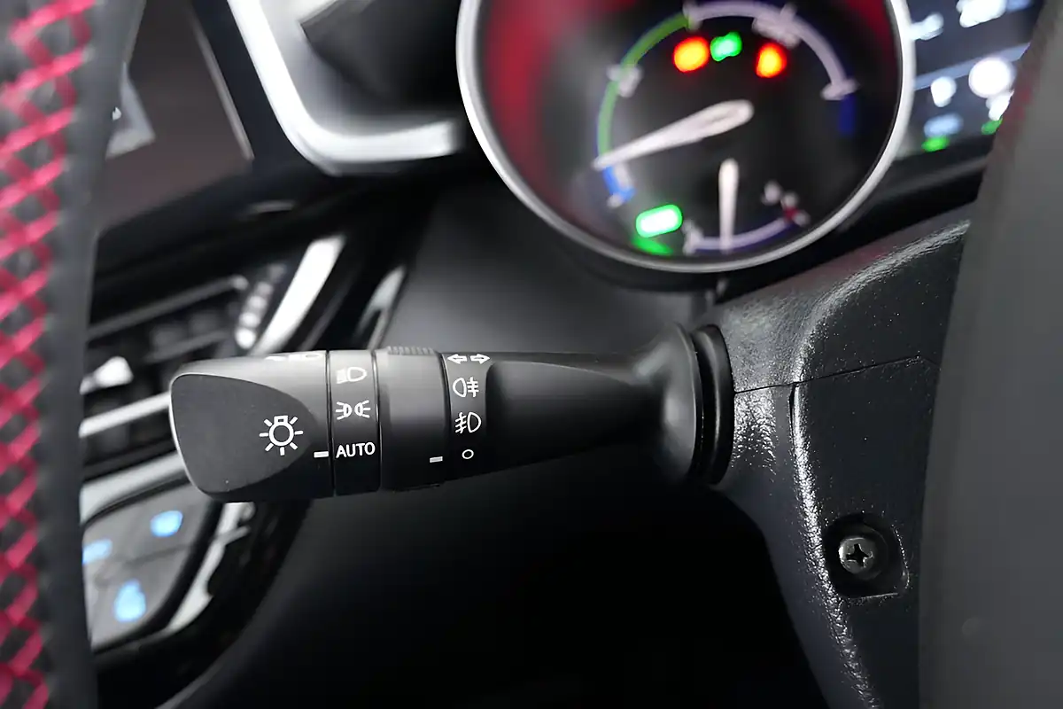 Used 2023 Toyota C-Hr Gr Sport Grey - Interior and Exterior details 12