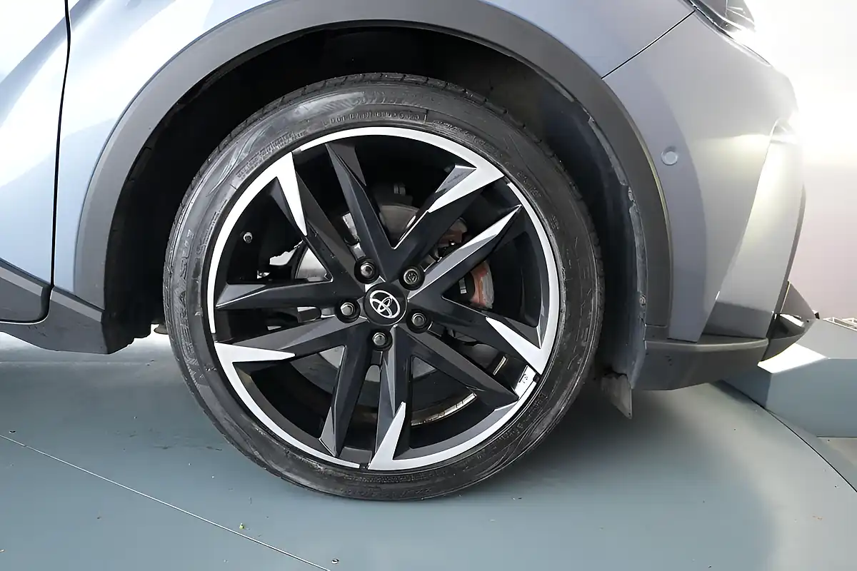 Used 2023 Toyota C-Hr Gr Sport Grey - Interior and Exterior details 15