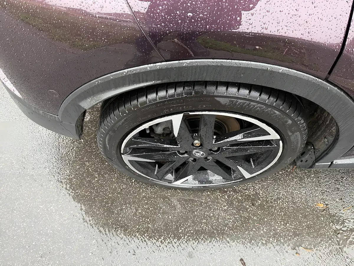 Used 2023 Toyota C-Hr Gr Sport Purple - Interior and Exterior details 19