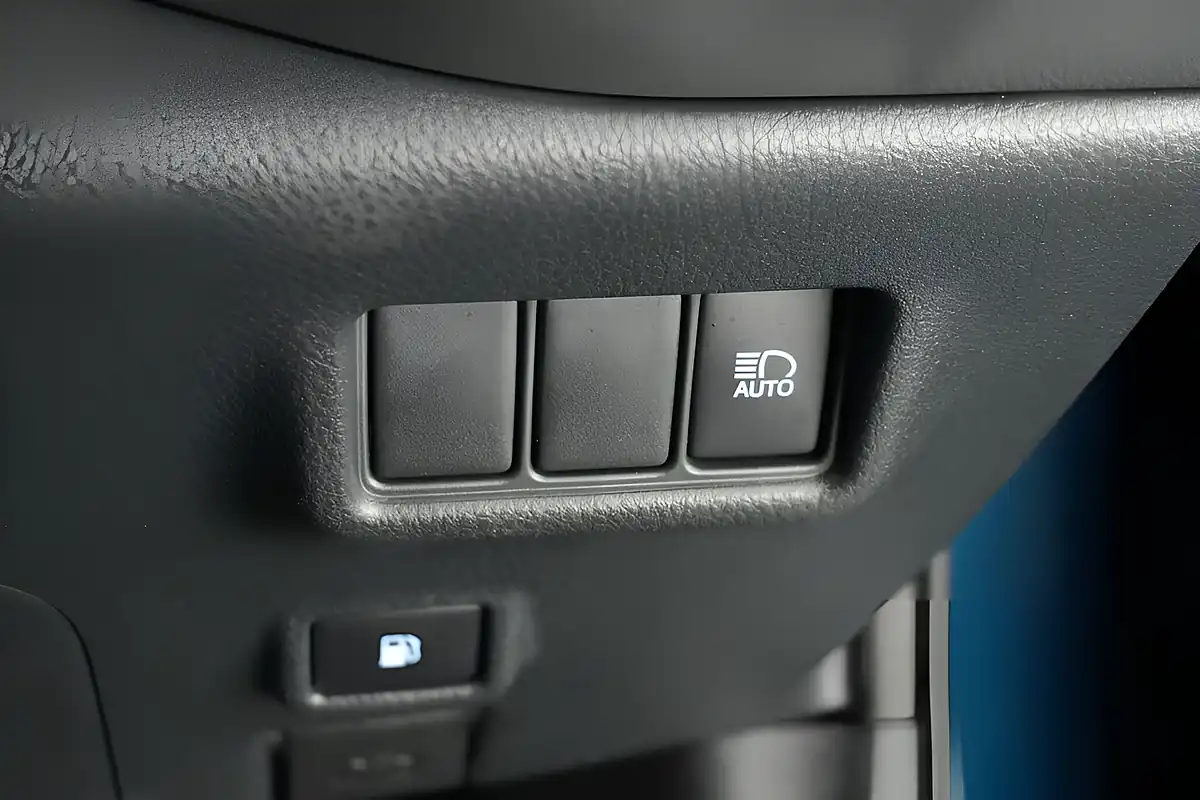 Used 2023 Toyota C-Hr Icon Blue - Interior and Exterior details 13