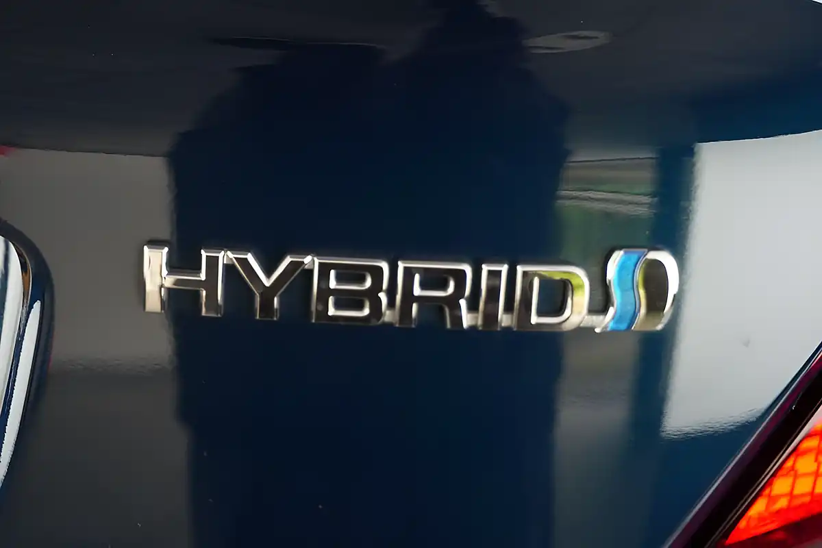 Used 2023 Toyota C-Hr Icon Blue - Interior and Exterior details 20