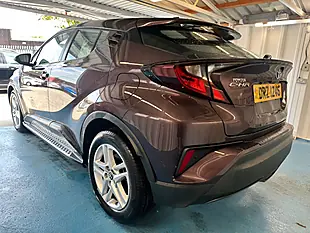 Used 2023 Toyota C-Hr Icon Purple - Interior and Exterior details 12