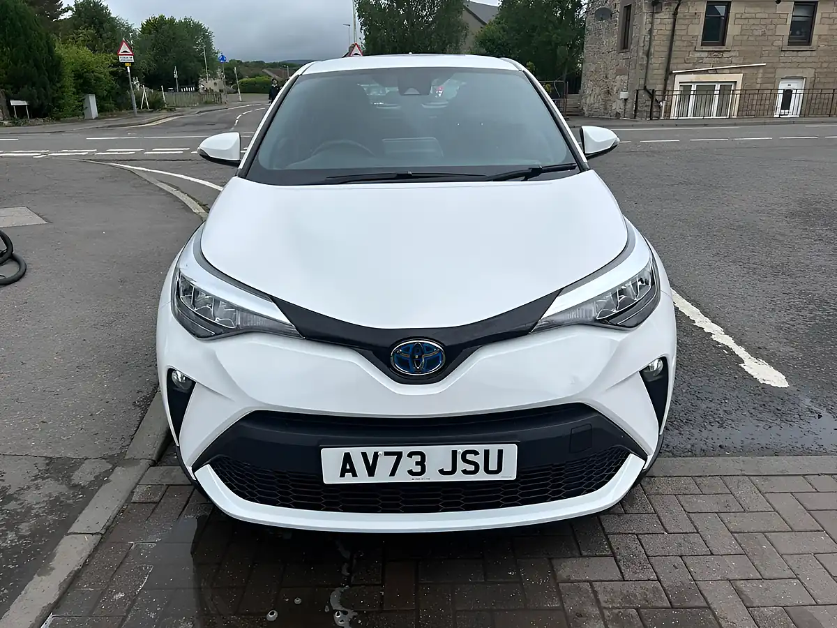 Used 2023 Toyota C-Hr Icon White - Interior and Exterior details 7