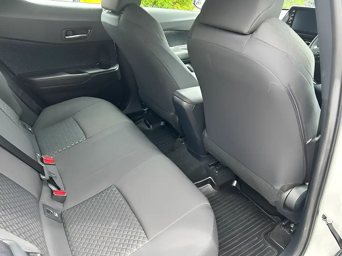Used 2023 Toyota C-Hr Icon White - Interior and Exterior details 9