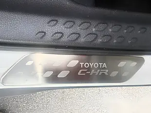 Used 2023 Toyota C-Hr Icon White - Interior and Exterior details 18