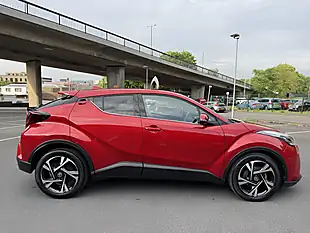 Used 2023 Toyota Chr Design Red - Interior and Exterior details 13