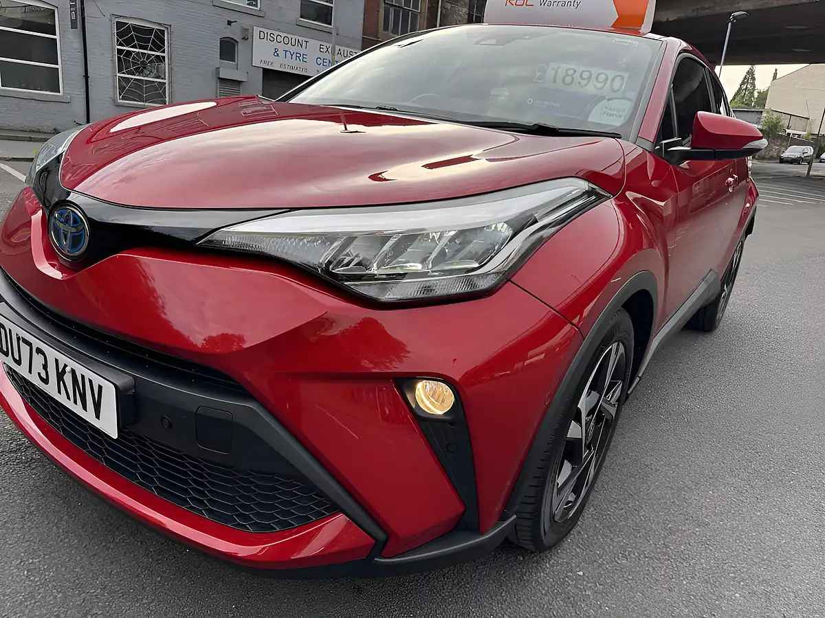 Used 2023 Toyota Chr Design Red - Interior and Exterior details 6