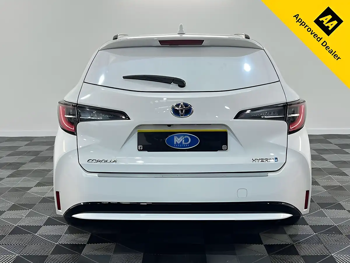 Used 2023 Toyota Corolla Car Derived Van White - Interior and Exterior details 4