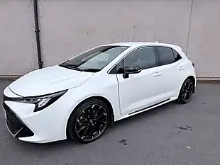 Used 2023 Toyota Corolla Gr Sport White - Interior and Exterior details 4