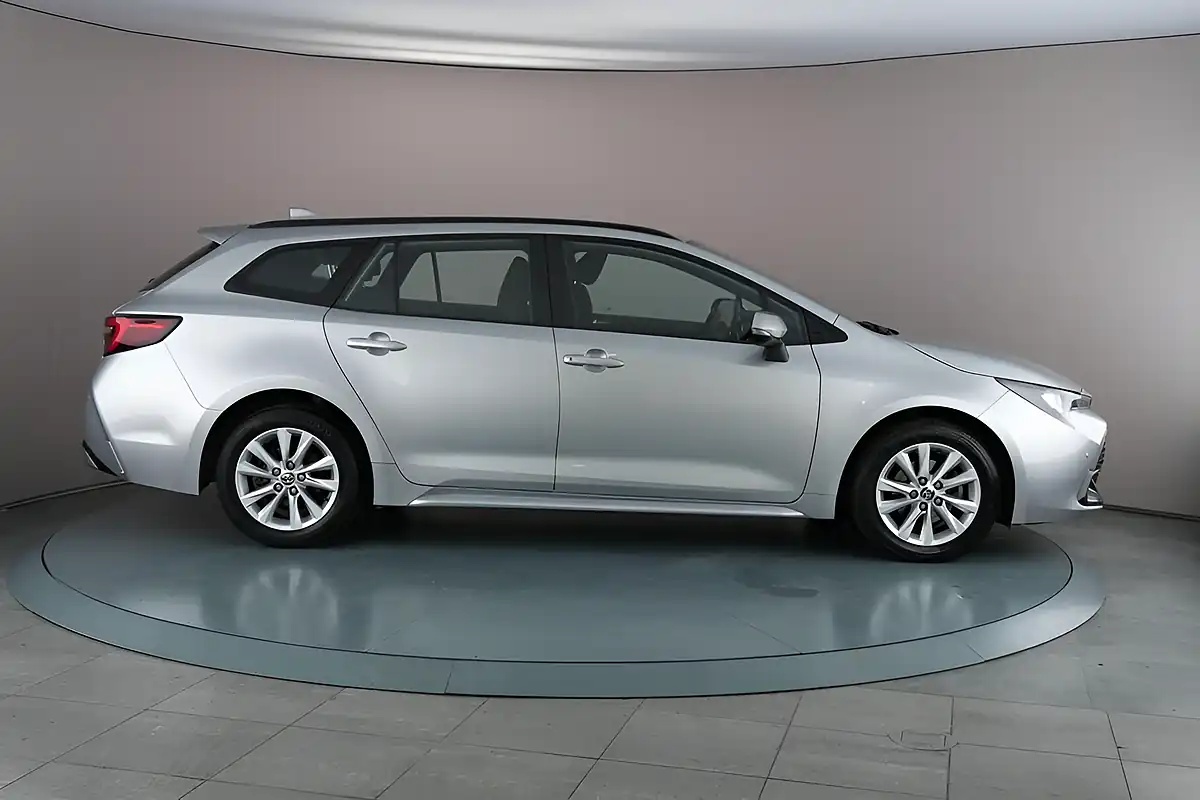Used 2023 Toyota Corolla Icon Touring Sports Silver - Interior and Exterior details 7