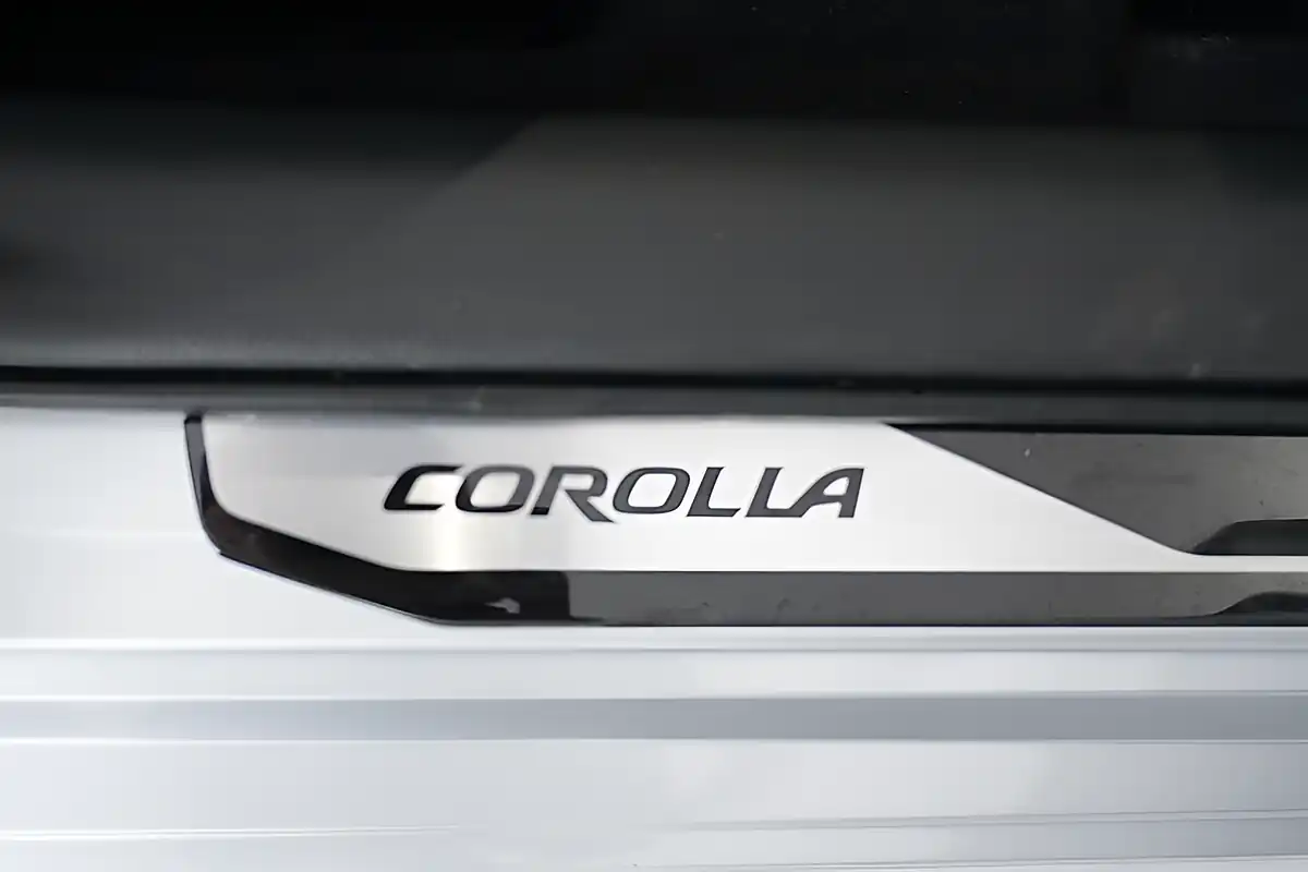Used 2023 Toyota Corolla Icon Touring Sports Silver - Interior and Exterior details 20