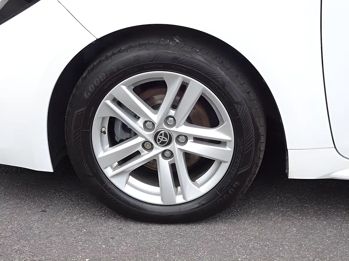 Used 2023 Toyota Corolla Icon Touring Sports White - Interior and Exterior details 20