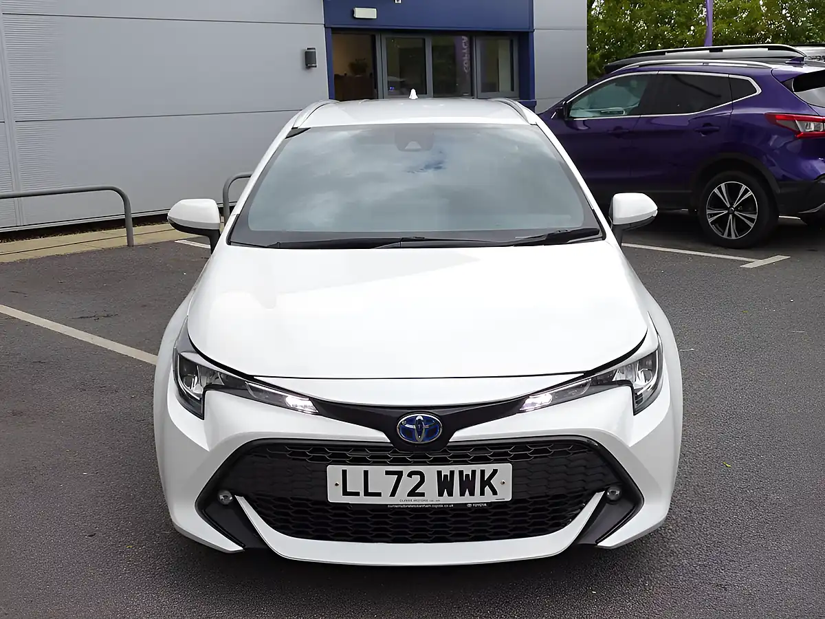 Used 2023 Toyota Corolla Icon Touring Sports White - Interior and Exterior details 4