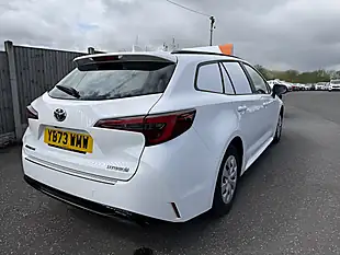 Used 2023 Toyota Corolla White - Interior and Exterior details 15