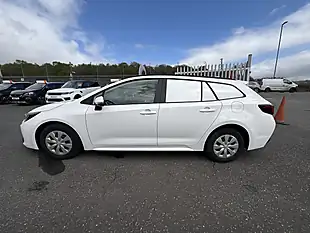 Used 2023 Toyota Corolla White - Interior and Exterior details 4