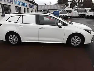 Used 2023 Toyota Corolla White - Interior and Exterior details 12