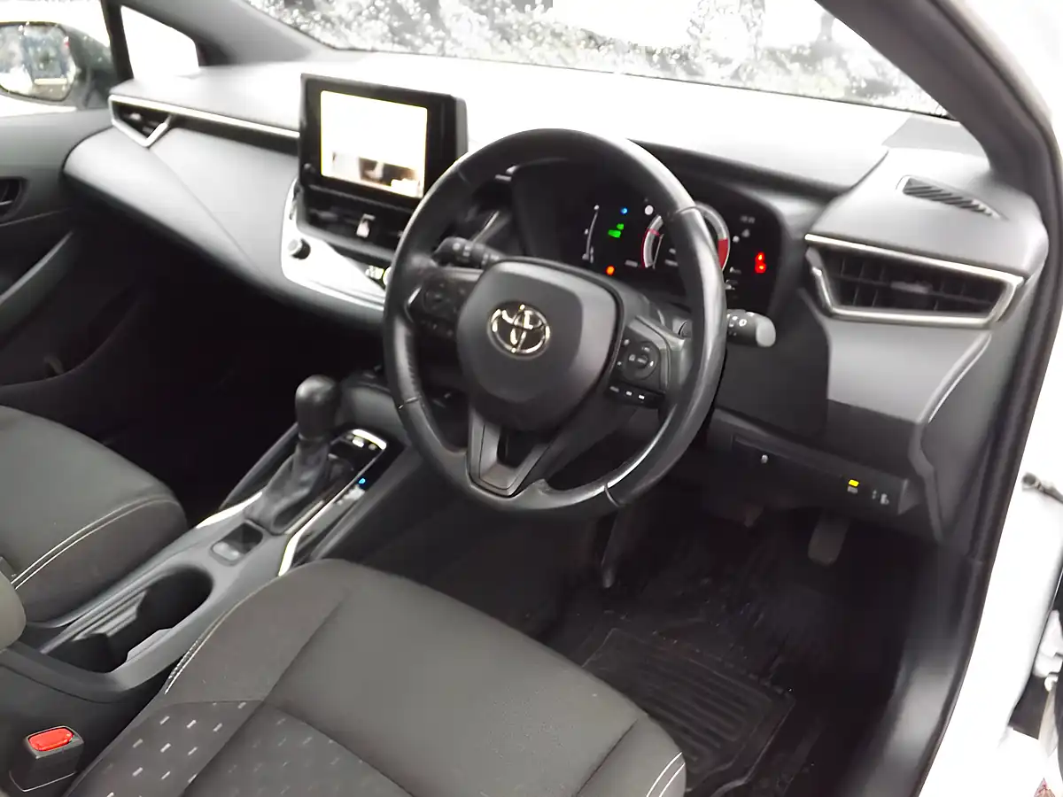 Used 2023 Toyota Corolla White - Interior and Exterior details 15
