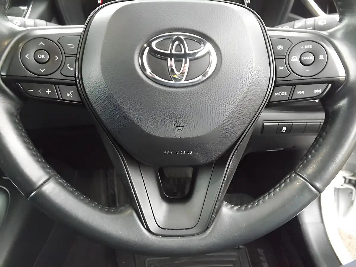 Used 2023 Toyota Corolla White - Interior and Exterior details 17