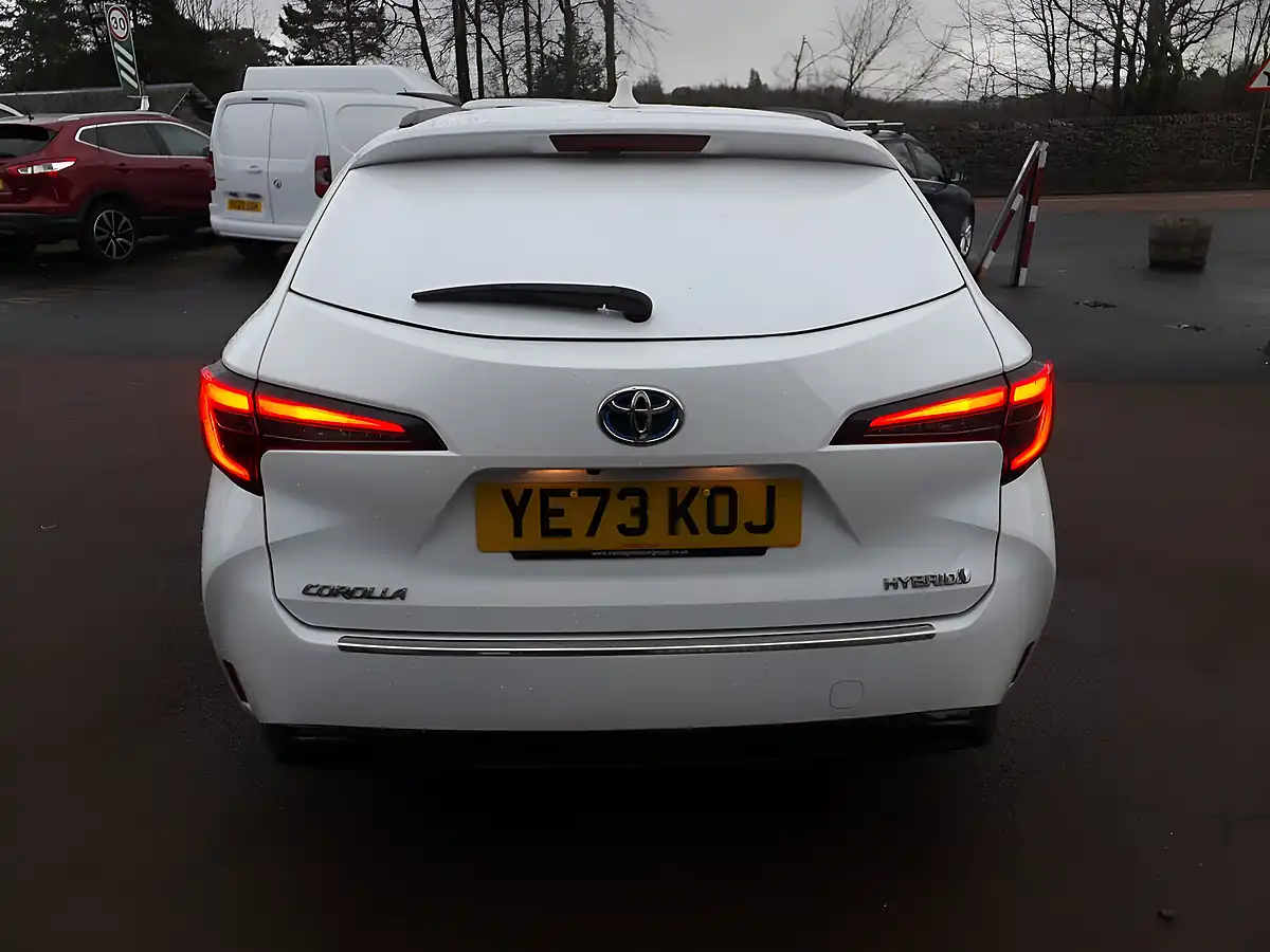 Used 2023 Toyota Corolla White - Interior and Exterior details 6