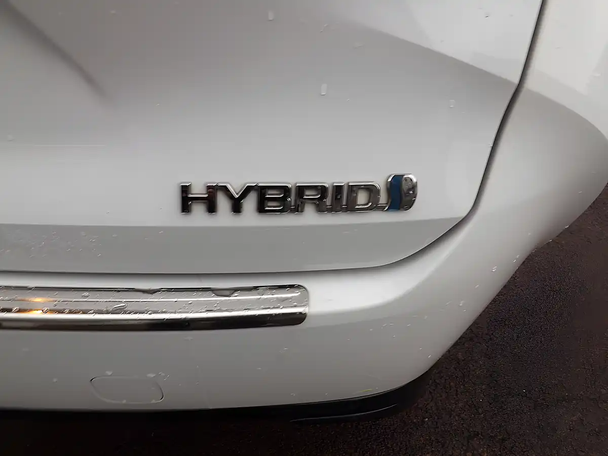 Used 2023 Toyota Corolla White - Interior and Exterior details 7