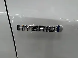 Used 2023 Toyota Estima Aeras White - Interior and Exterior details 12