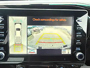 Used 2023 Toyota Hi-Lux Invincible X Pure White - Interior and Exterior details 17