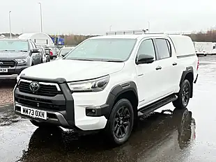 Used 2023 Toyota Hi-Lux Invincible X Pure White - Interior and Exterior details 3