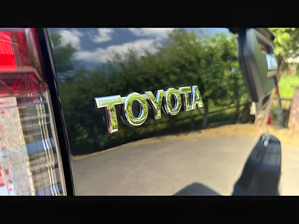 Used 2023 Toyota Hilux Hi-Luxury Invincible X Black - Interior and Exterior details 10