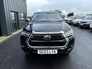 Used 2023 Toyota Hilux Invincible Black - Interior and Exterior details 3