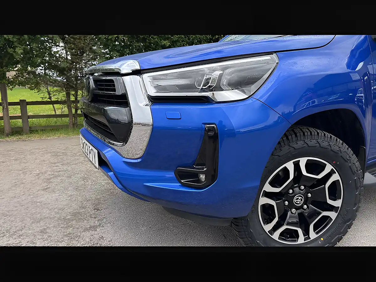 Used 2023 Toyota Hilux Invincible Blue - Interior and Exterior details 17