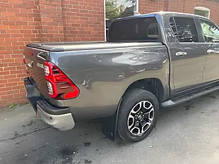 Used 2023 Toyota Hilux Invincible Grey - Interior and Exterior details 15
