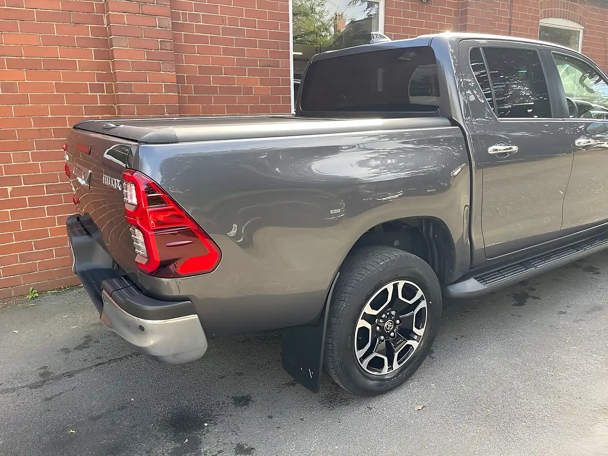 Used 2023 Toyota Hilux Invincible Grey - Interior and Exterior details 15