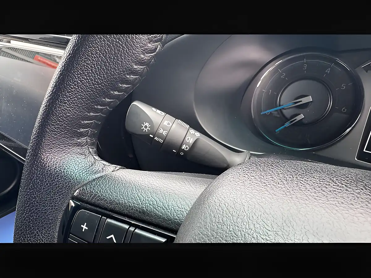 Used 2023 Toyota Hilux Invincible X Black - Interior and Exterior details 19