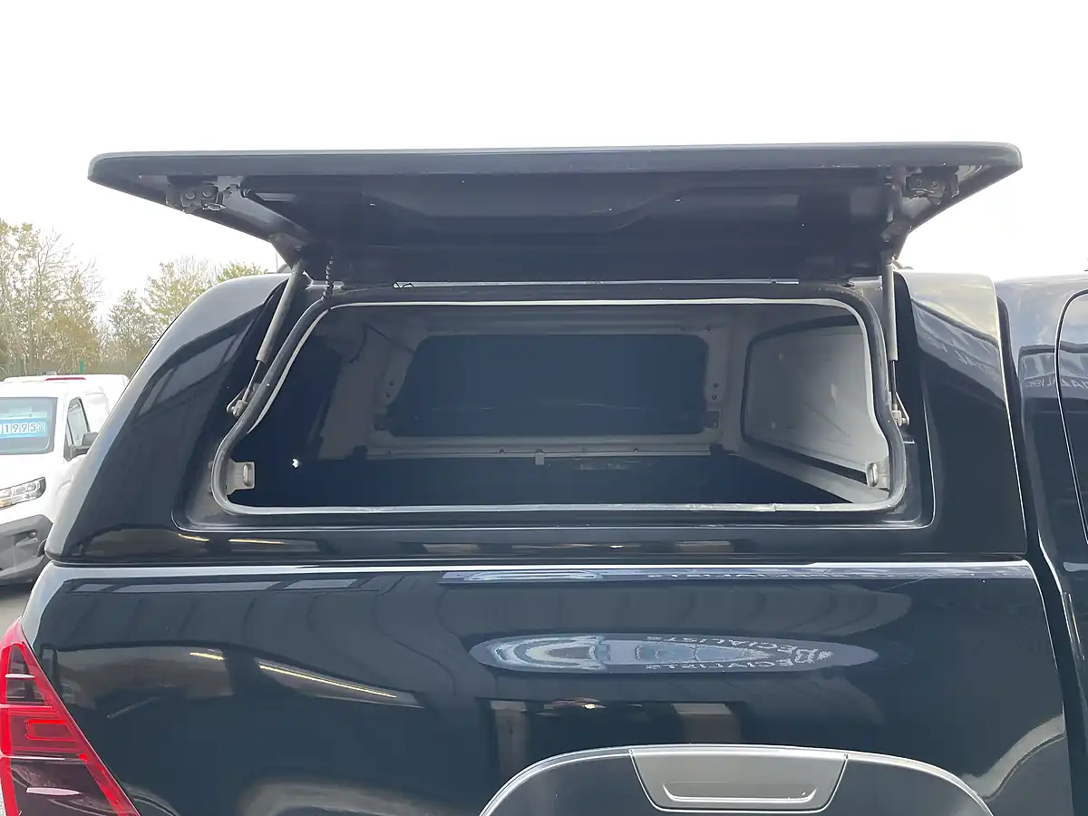 Used 2023 Toyota Hilux Invincible-X Black - Interior and Exterior details 20