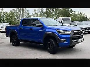 Used 2023 Toyota Hilux Invincible X Blue - Interior and Exterior details 12