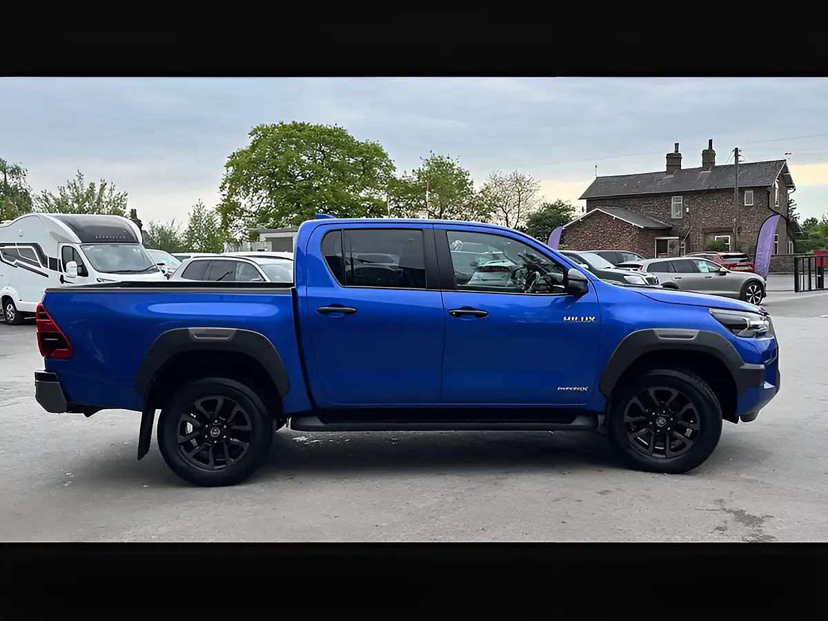 Used 2023 Toyota Hilux Invincible X Blue - Interior and Exterior details 13
