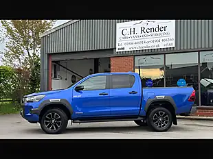 Used 2023 Toyota Hilux Invincible X Blue - Interior and Exterior details 17