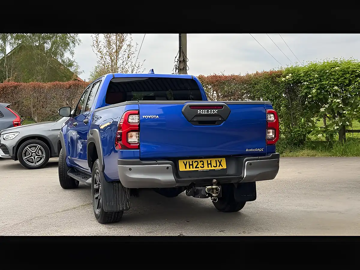 Used 2023 Toyota Hilux Invincible X Blue - Interior and Exterior details 9