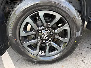 Used 2023 Toyota Hilux Invincible X Blue - Interior and Exterior details 13