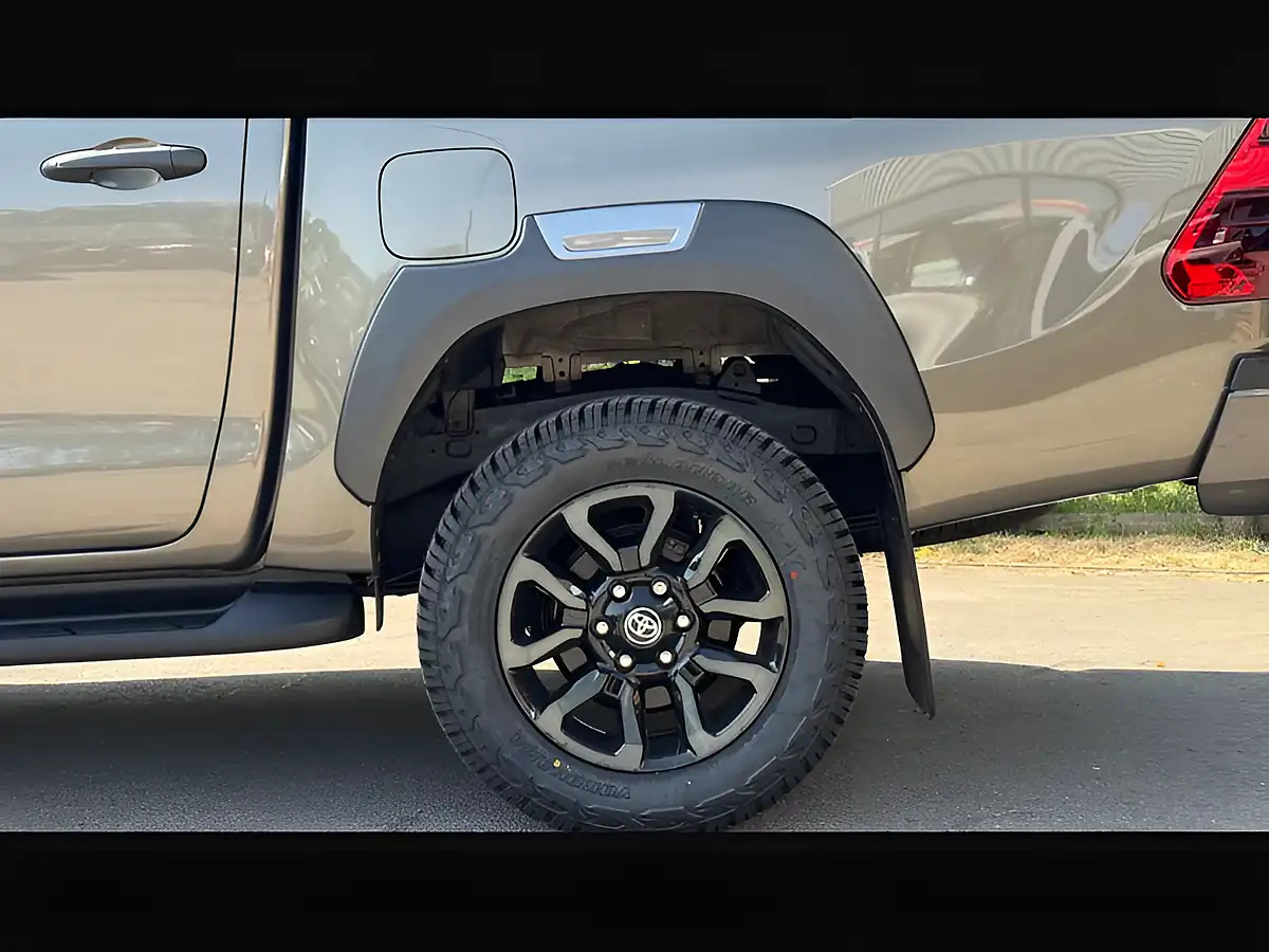 Used 2023 Toyota Hilux Invincible X Bronze - Interior and Exterior details 10