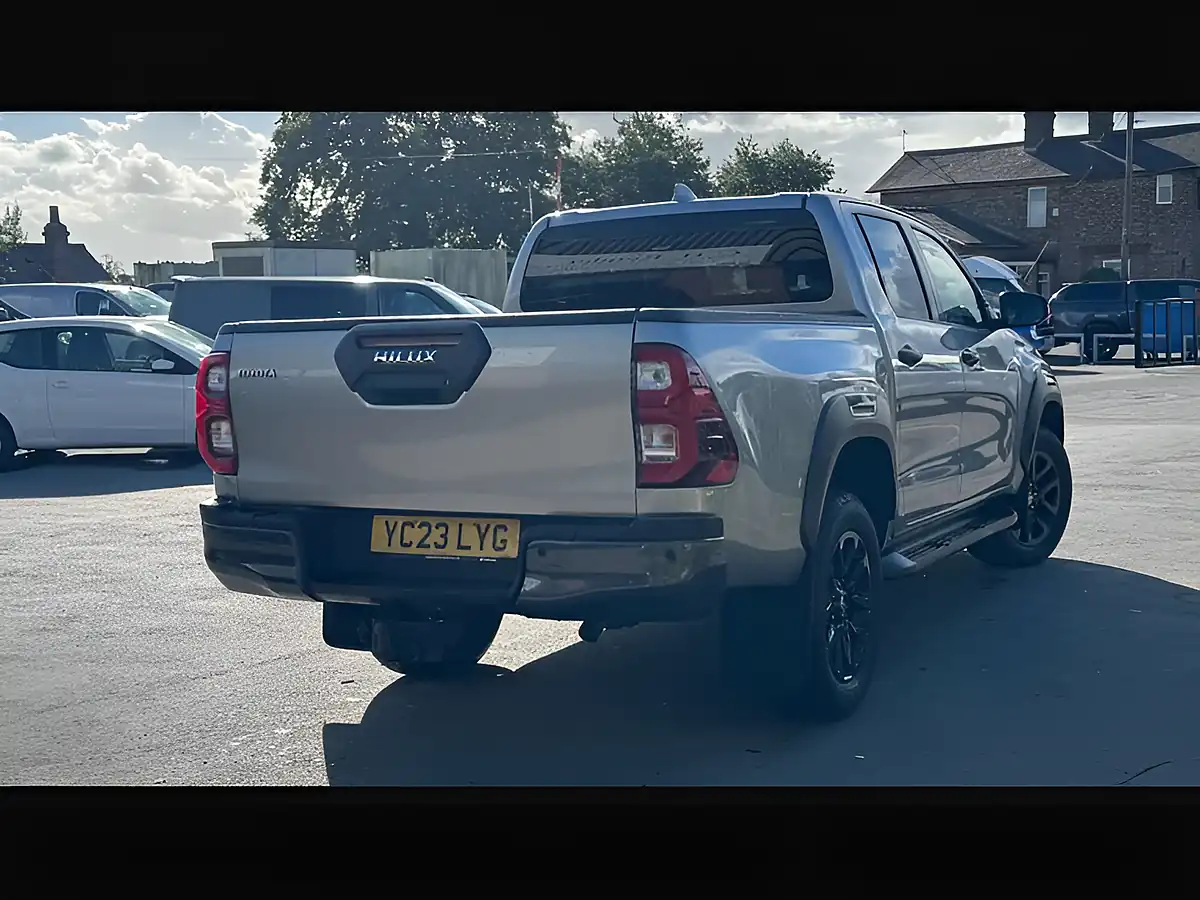Used 2023 Toyota Hilux Invincible X Silver - Interior and Exterior details 16