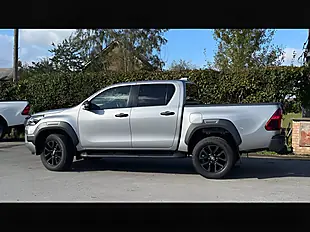 Used 2023 Toyota Hilux Invincible X Silver - Interior and Exterior details 17