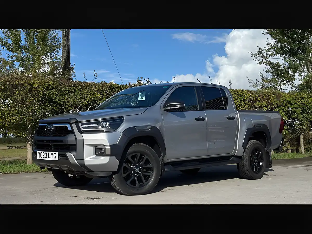 Used 2023 Toyota Hilux Invincible X Silver - Interior and Exterior details 4
