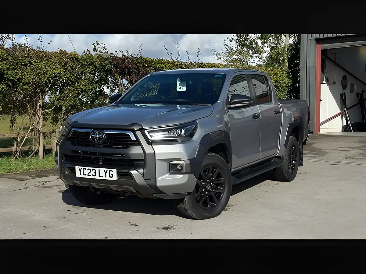 Used 2023 Toyota Hilux Invincible X Silver - Interior and Exterior details 8