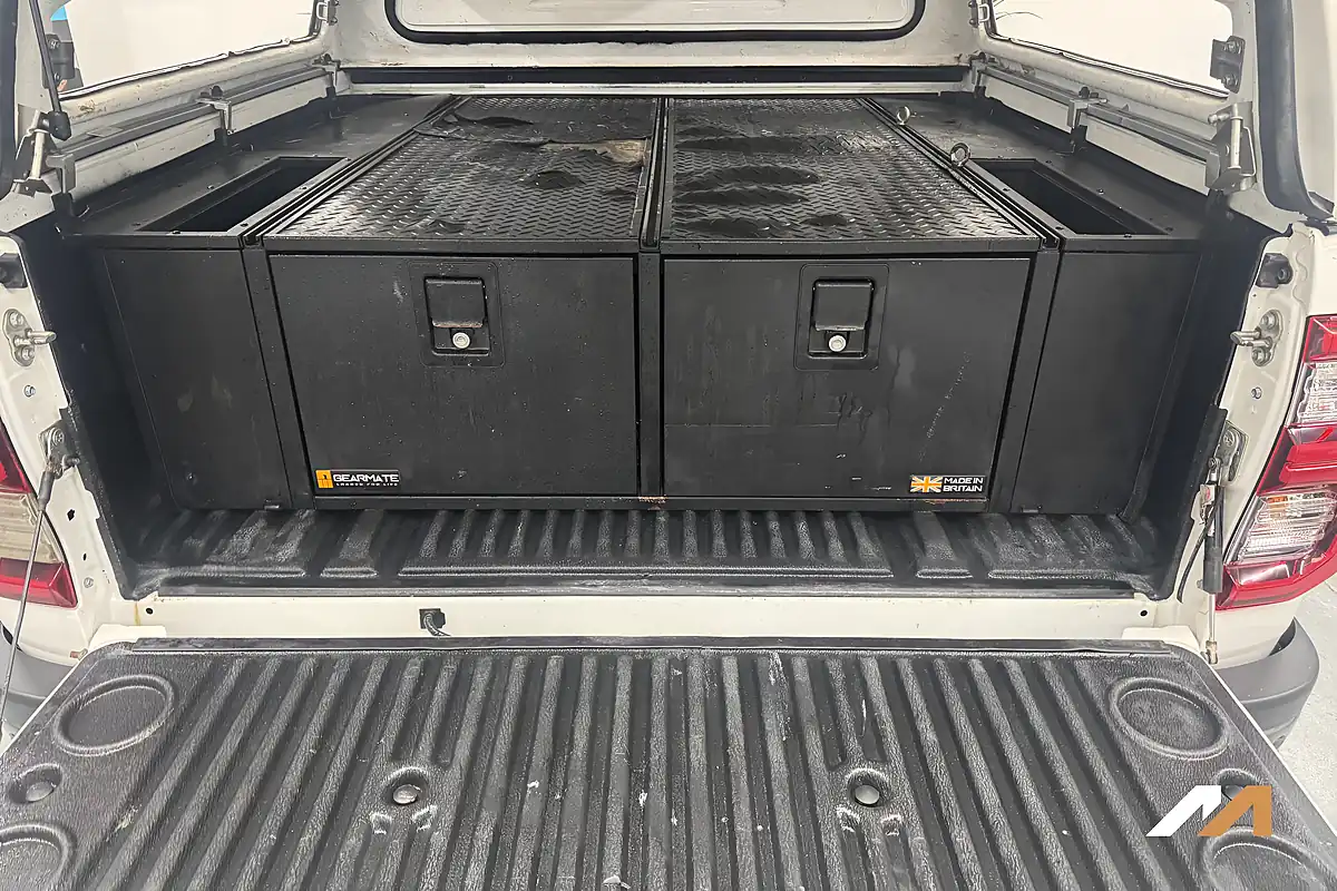 Used 2023 Toyota Hilux Invincible X White - Interior and Exterior details 12